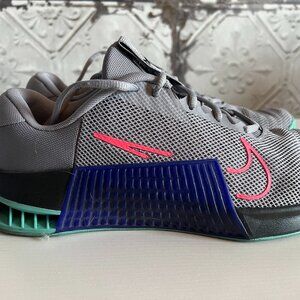 Nike Metcon Men's Size 11.5 Athletic Sneakers Gym Shoes - Gray